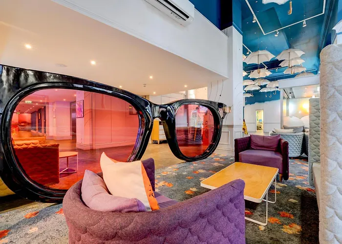 Portland By Sunday 3*