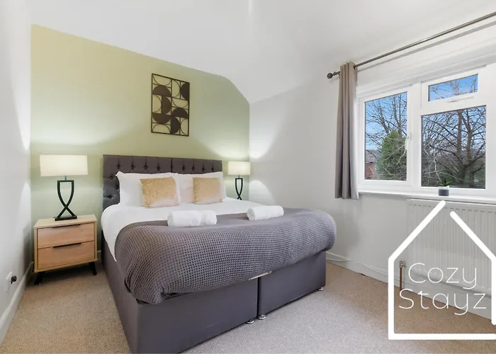 펜션 Spacious 3 Bed With Pac-man, Darts And 2 Parking Spaces