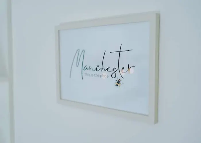 Modern House - Sleeps 6 - Free Parking - Near Etihad Stadium - Coop Live Tatil Evi