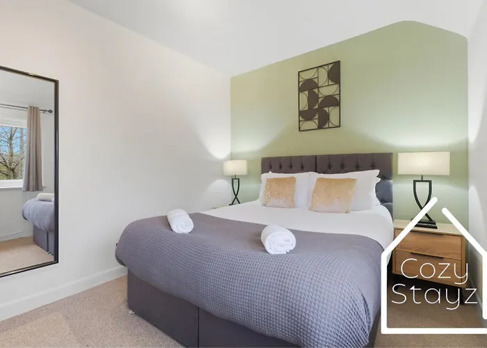 펜션 Spacious 3 Bed With Pac-man, Darts And 2 Parking Spaces *