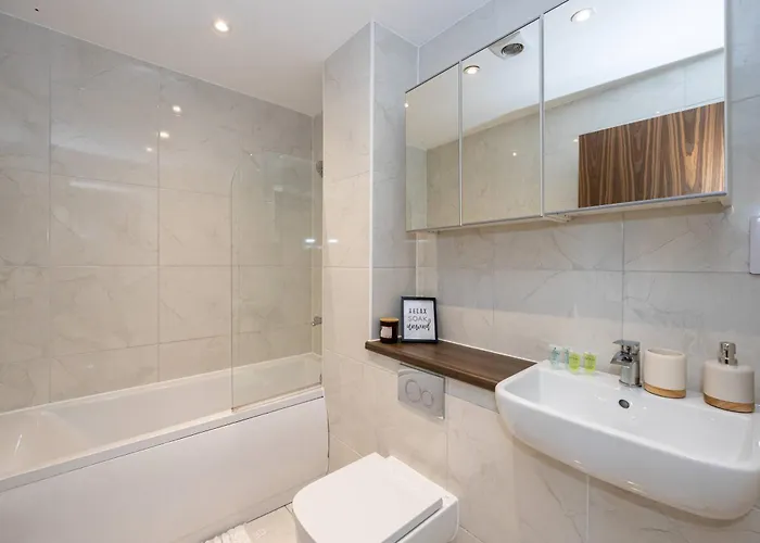 Rest&recharge At Brookdale House * 맨체스터