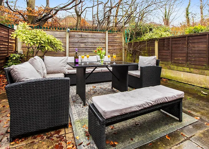 Forest View- Oasis Mural -didsbury Zen Sleeps 10 * Mánchester