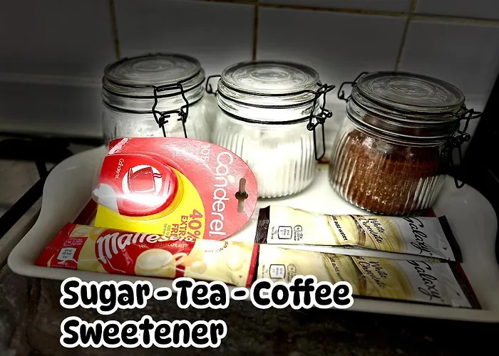 Cosy - Fresh New Master Bedroom Sleeps 3 Guests - 3 Adults マンチェスター