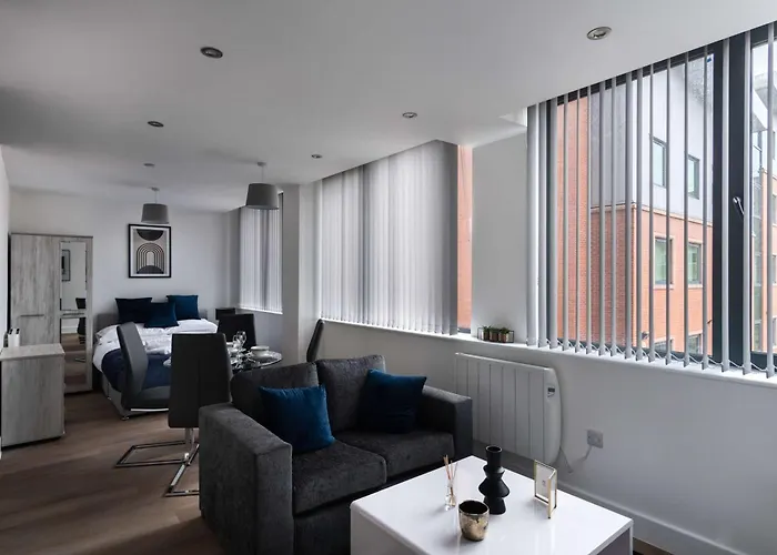 Zeni, Alexandra Rise Smart Apartamento