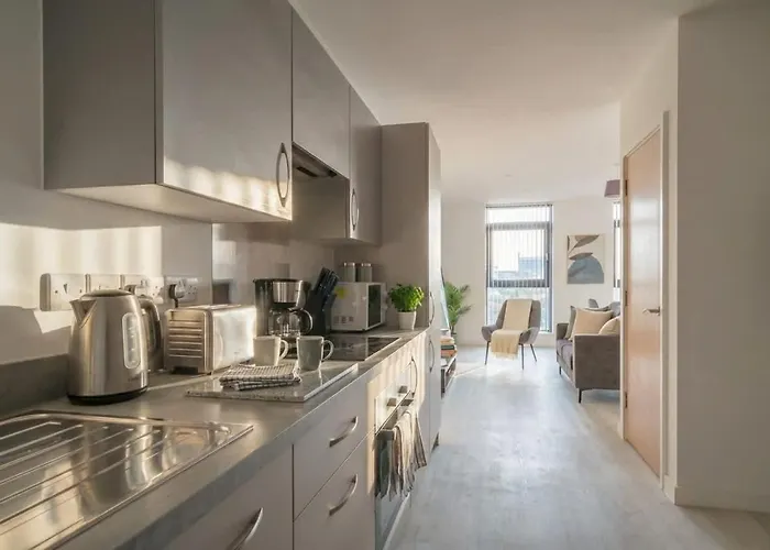 Modern In Salford Great Views *