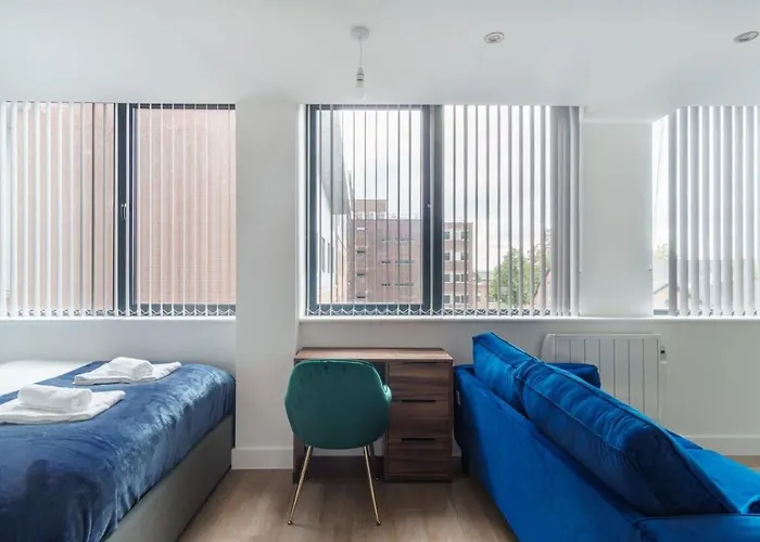 Zeni, Alexandra Rise Sleek *