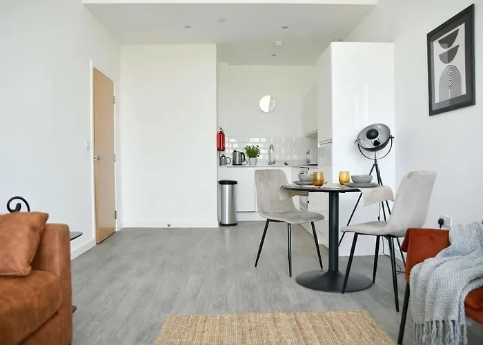 Spacious 1 Bed Near Etihad * Manchester