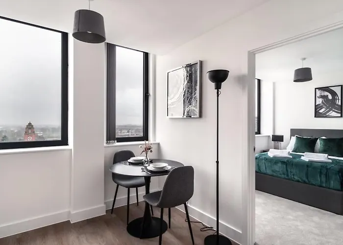 Stayzeni, Alexandra Rise 1 Bed Flat * 맨체스터
