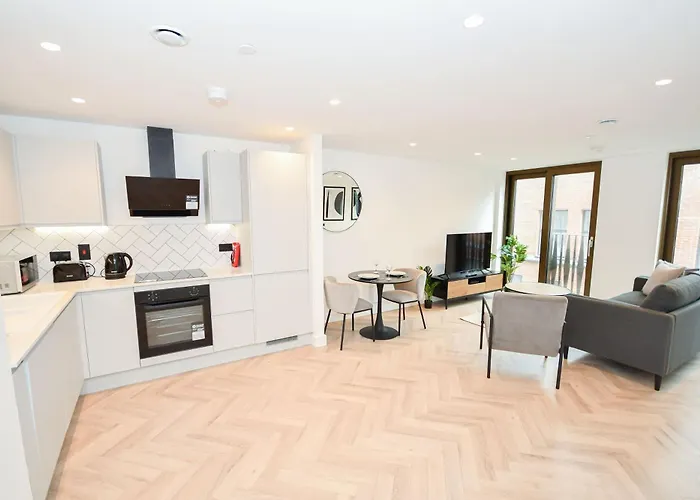 Modern 1 Bed Flat In W Balcony 아파트 맨체스터