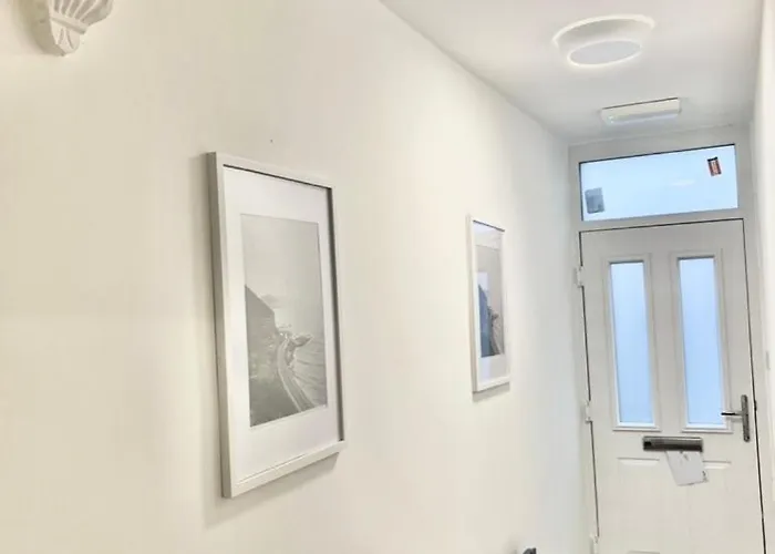 Lux Shared Flat With 2 Private Bedrooms And 2 Private En-suite Bathrooms