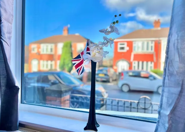 Апартаменты Lux Shared Flat With 2 Private Bedrooms And 2 Private En-suite Bathrooms *