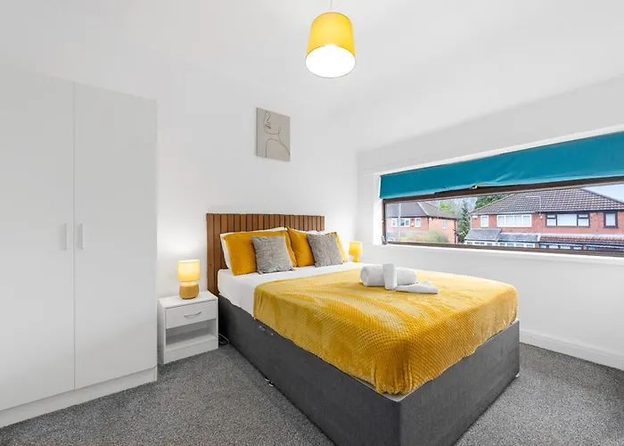 52 Furnival Road, 3*