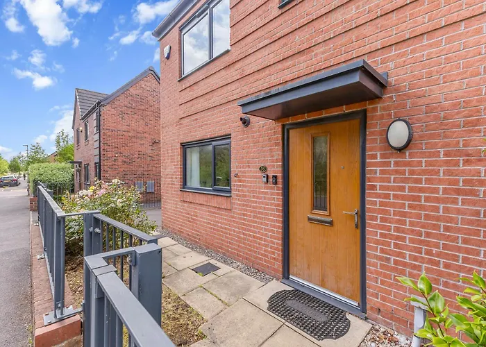 New Modern Townhouse Free Parking Feriehus