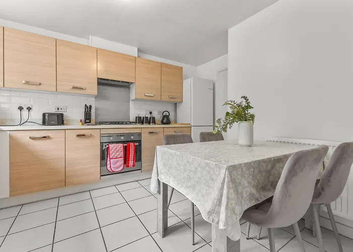 New Modern Townhouse Free Parking Feriehus Manchester