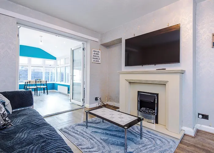 3br By Kammili With Free Parking & Fast Access * Mánchester