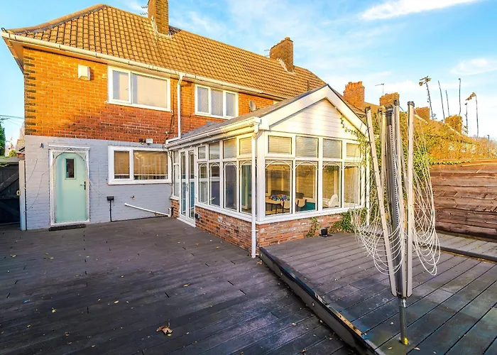 3br By Kammili With Free Parking & Fast Access *