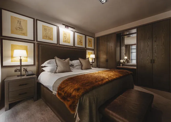 Dakota Airport Hotell 4*