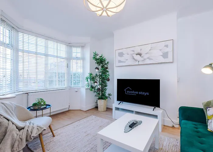 Free Park Stunning 3bedroom In * Manchester