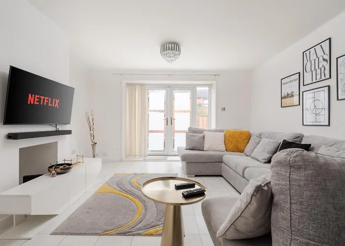 Modern Centre 3bd - Fire Pit - Free Parking Сasa de vacaciones *