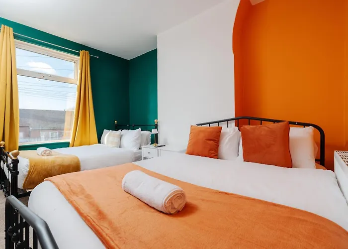 Exotic 4bd, Etihad, Coop Arena - Tv In And Outdoor Dining *