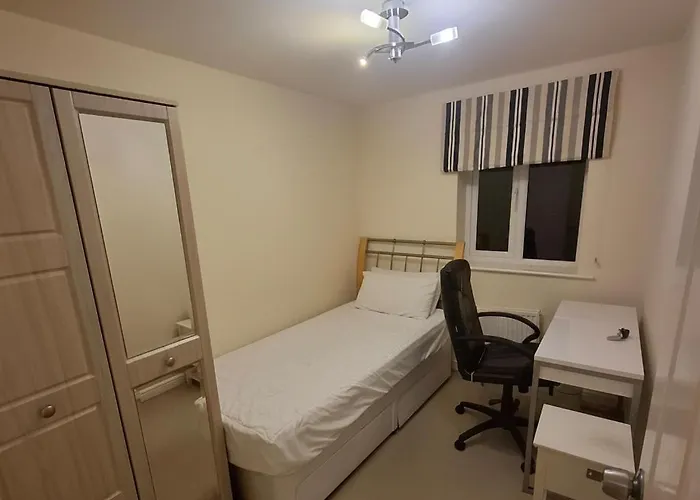 Dom wakacyjny Vibrant Mcr Townhouse - Cc - Apollo - Sleeps14 Manchester