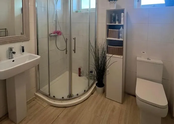 The Oasis - Fast Wi-fi - Private Workspace Privatunterkunft Manchester