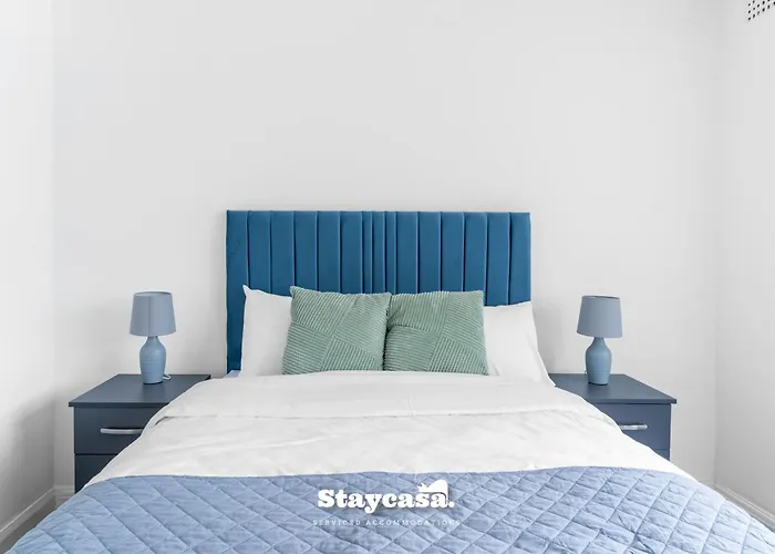 Spacious 4-bed Near Didsbury