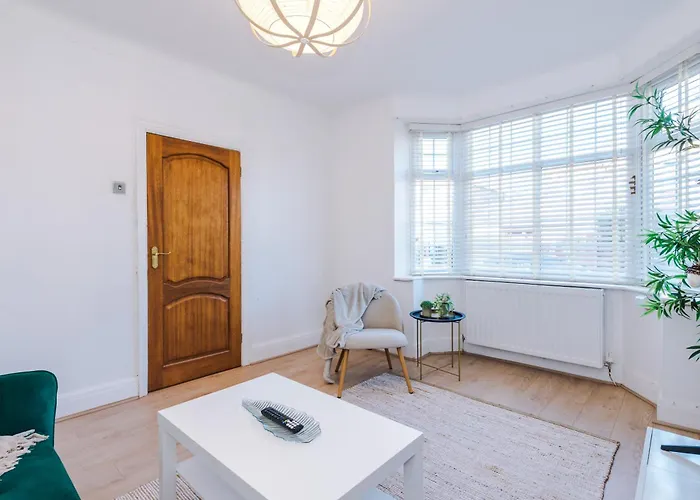 Ferienhaus Free Park Stunning 3bedroom In Manchester