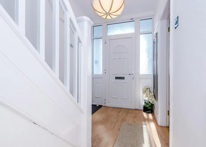 Free Park Stunning 3bedroom In Manchester