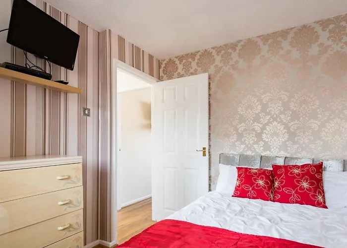 2 Bedroom Eith 3 Beds Sofa Bed Near Stadium Manchester