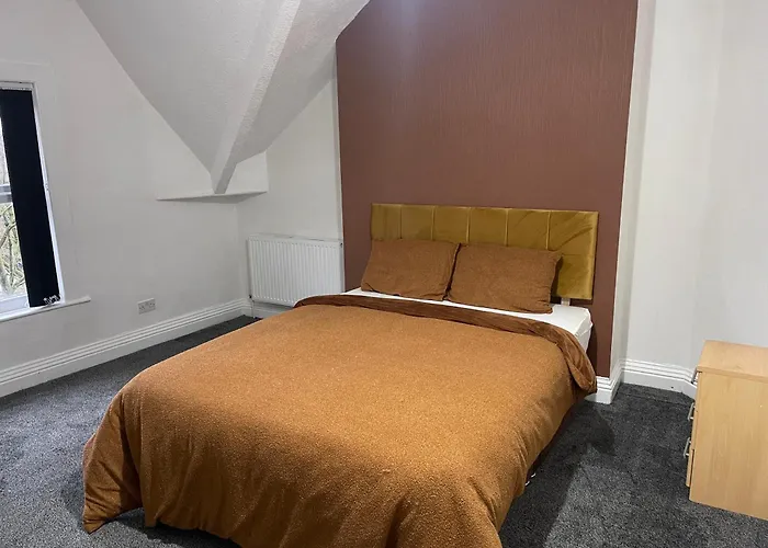 Princess Shahzadi Homestay Manchester