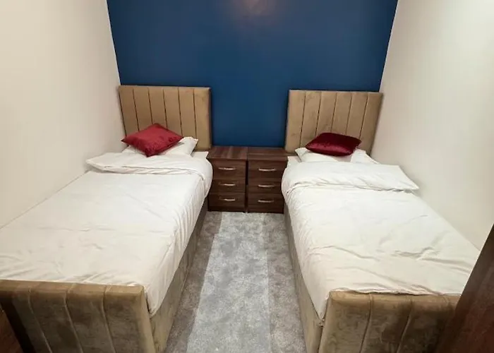 Mayford Shared House *