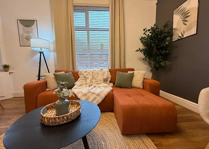 Stunning 3-bed Games *