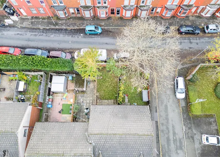 2br House Contractors Parking Wifi Nyaraló