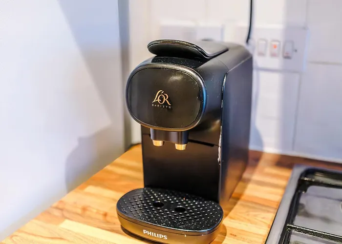 Spacious Escape On - Parking - Garden * Μάντσεστερ