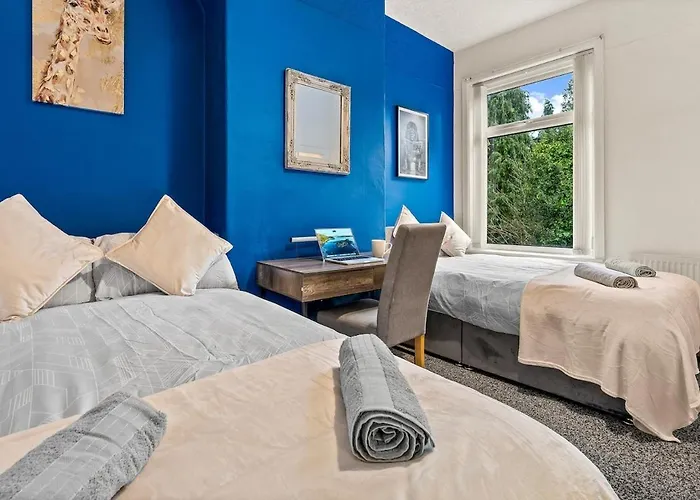 Premium Failsworth - Sleeps Up To 14! Ferienhaus