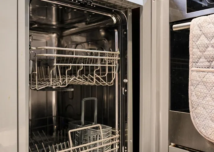 Contractors Pad Wi-fi Free Parking 20 - Off Monthly *