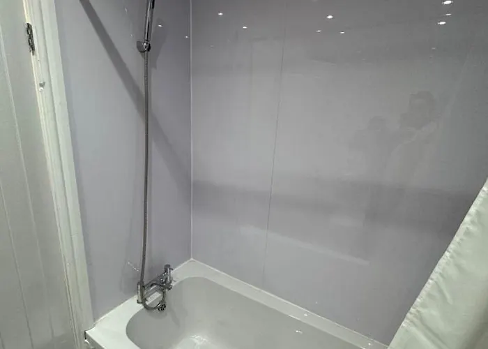 Mayford Shared House ゲストハウス