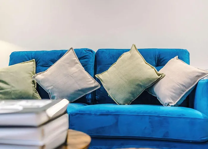 Dom wakacyjny 3 Bedroom Town House - Etihad Stadium - Free Parking