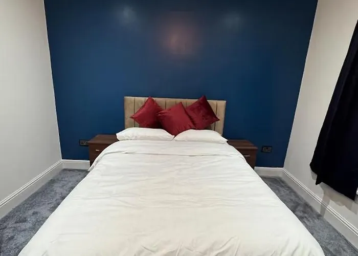 Mayford Shared House *