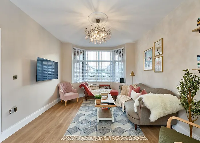 Tatil Evi Stylish 4 Bed In Old Trafford Next To Mufc