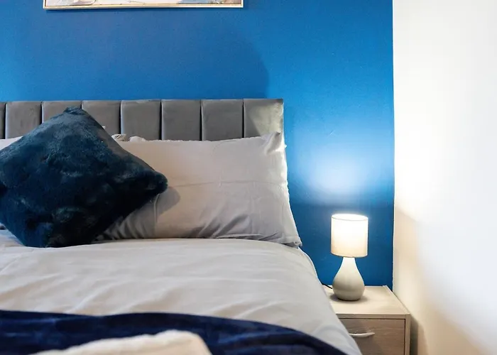 Ferienhaus Luxury Group - - Sleeps 9 Manchester