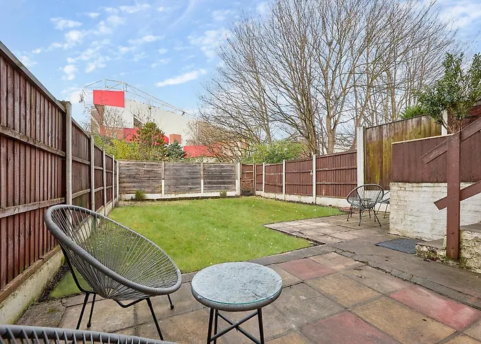 Tatil Evi Stylish 4 Bed In Old Trafford Next To Mufc *