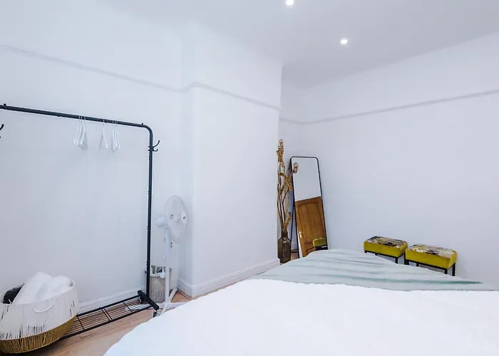 Free Park Stunning 3bedroom In Manchester