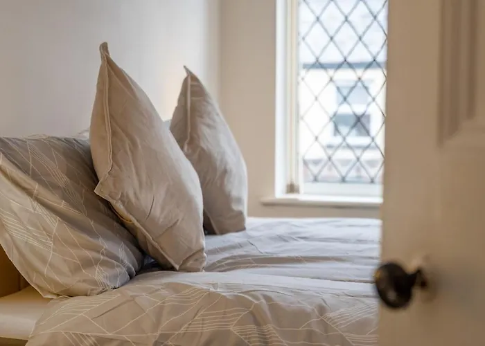 Ferienhaus Premium Failsworth - Sleeps Up To 14! Manchester