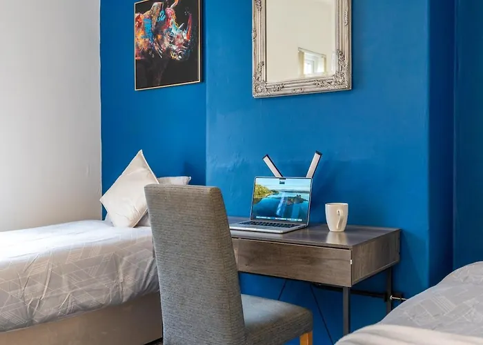 بيت للعطل Premium Failsworth - Sleeps Up To 14! مانشستر