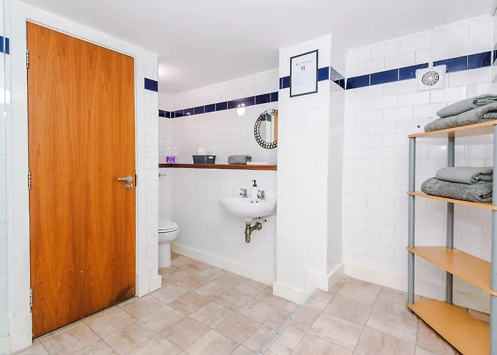 Modern 2br Flat For 4 Full Kitchen * Mánchester