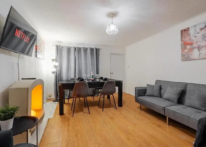 Lavish And Comfortable - Close To Piccadilly And Etihad - Fast Speed Wi-fi