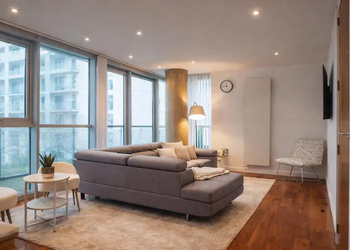 High-end Modern Two-bedroom Apartman *