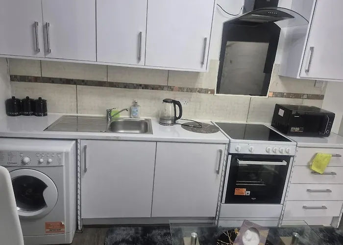 Moston Two Bedroom Greater Apartament Manchester